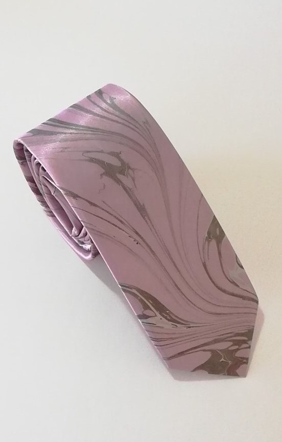 EBRU%20SANATI,%20EL%20YAPIMI,%20GRİ,%20PEMBE,%20ERKEK,%20SATEN%20KRAVAT%20SAKR%2054
